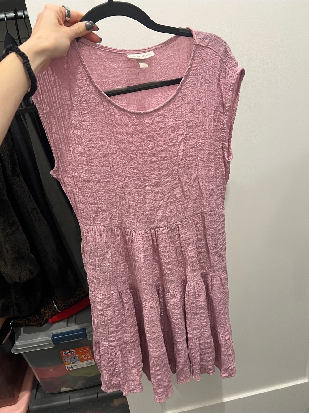 Knox Rose Dusty Rose Crinkle Tiered Midi Dress